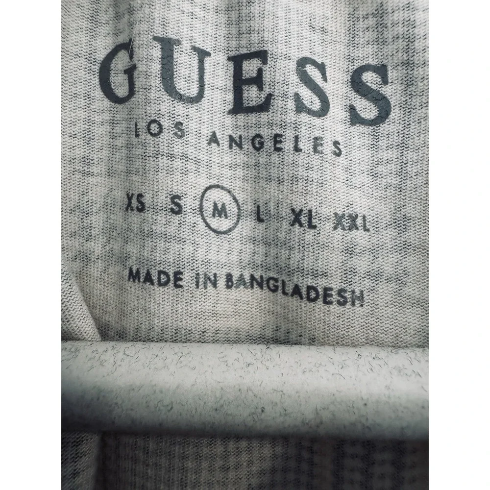 GUESS Plaid Logo Men's T-Shirt Medium Tan Black White Short Sleeve - Picture 2 of 4